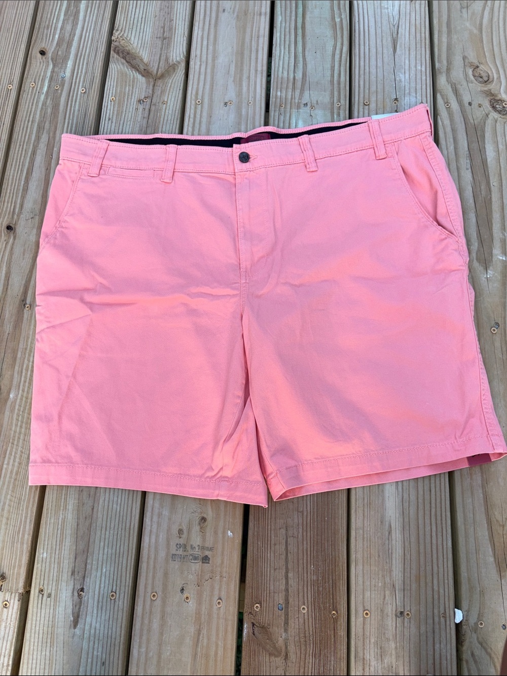 🐙🆕🐙 The Foundry Supply Co. Men’s Coral Pink Flat Front Chino Shorts